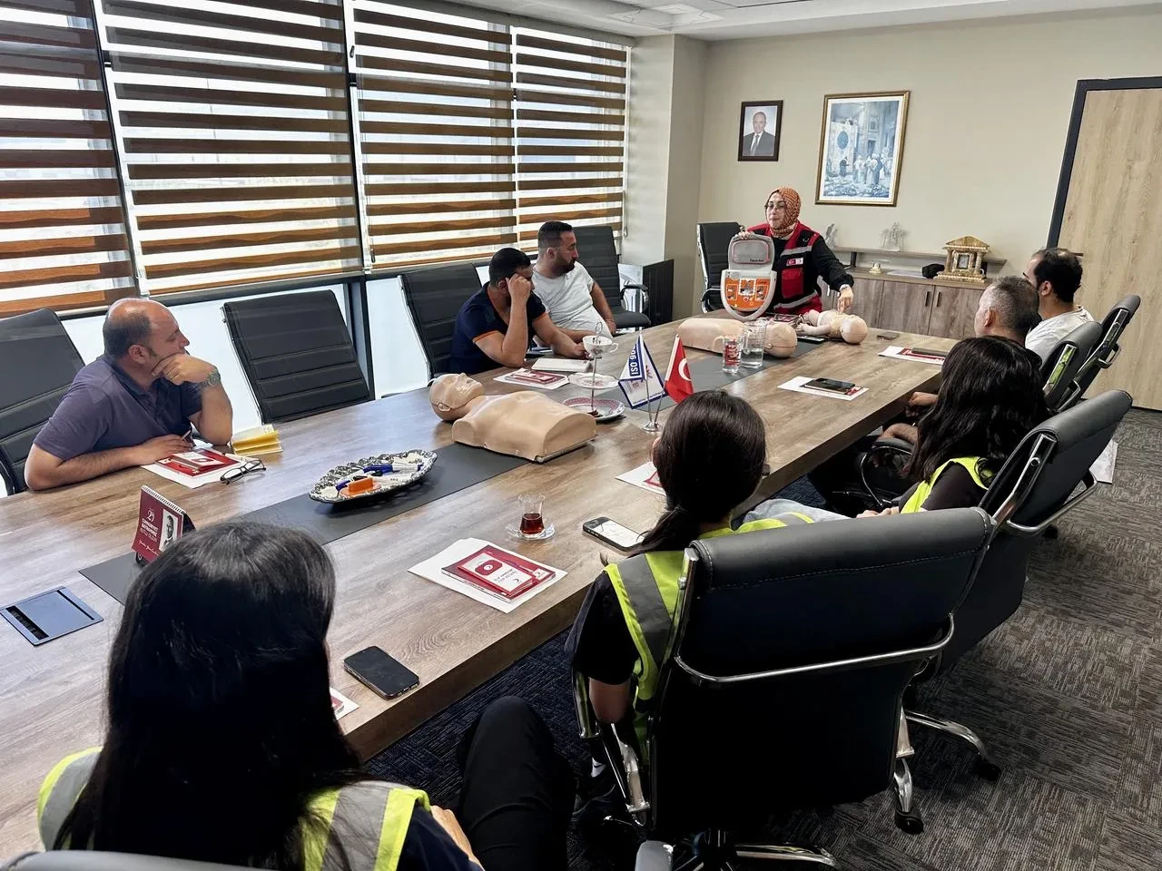 Türk Kızılay Manisa iklim değişikliğine karşı ilk yardım eğitimlerini artırıyor