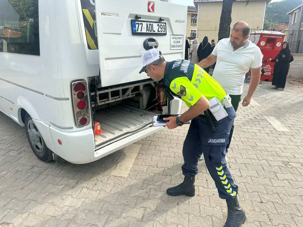 Yalova İl Jandarma Komutanlığı yeni eğitim yılı için güvenlik tedbirlerini artırdı