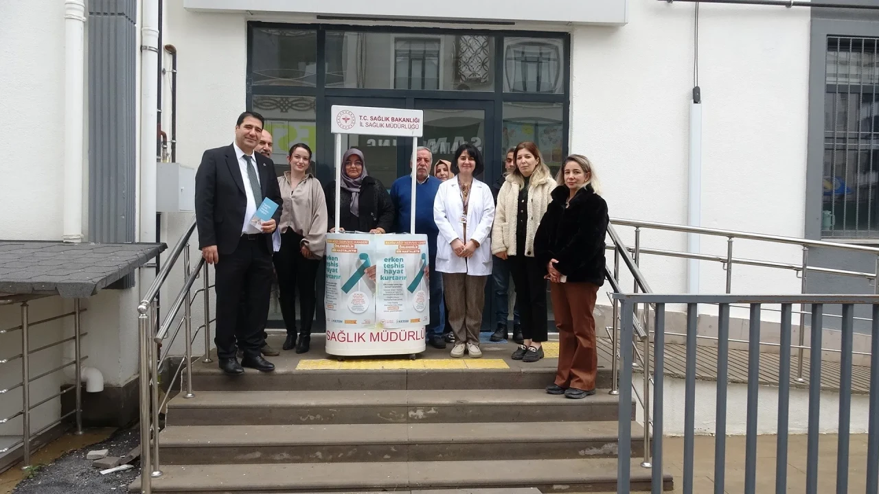 Kilis'te Dünya Sigarayı Bırakma Günü'nde vatandaşlara sigaranın zararları anlatıldı