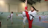 Oltu’da taekwondo kuşak sınavı yoğun katılımla gerçekleştirildi