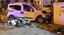 Tekirdağ'da motosikletli araçla çarpışarak kaldırımdaki yayanın üzerine düştü