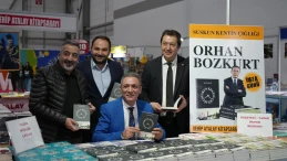 Orhan Bozkurt "Suskun Kentin Çığlığı" ile Erzurum Kitap Fuarı’nda okurlarla buluştu