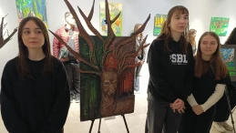 Tekirdağ'da öğrencilerin doğa temalı sergisi Yahya Kemal Beyatlı Kültür Merkezi'nde açıldı