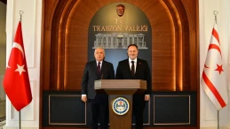 Trabzon'da KKTC Meclis Başkanı Ziya Öztürkler Vali Aziz Yıldırım'ı ziyaret etti