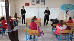 Kalecik köyünde kaymakam duman vatandaşlarla bir araya geldi