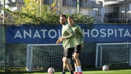 Alanyaspor Trabzonspor maçı hazırlıklarını tamamlayarak Trabzon’a gitti