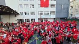 Samsun’da 253 bin öğrenci Bayrak Sevgisi temasıyla ders başı yaptı