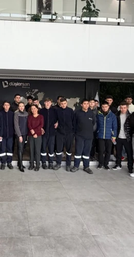 Eskişehir'de meslek lisesi öğrencileri üretim süreçlerini yerinde öğreniyor