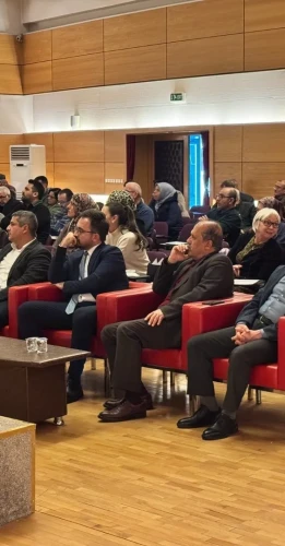 Kayseri'de organik tarım eğitimini tamamlayan üreticilere doğal üretim bahçesi kullanım hakkı verildi