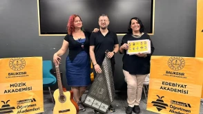 Balıkesirli öğretmenler şiir ve müziği buluşturdu