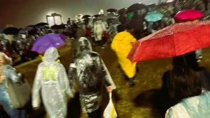 Kızıl Ordu Korosu Laodikya konseri yağmura yakalandı