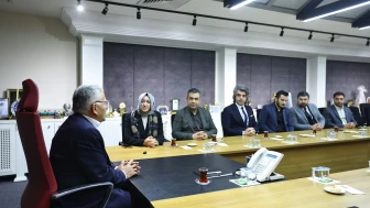 Kayseri'de ilk kadın ilçe başkanı Kahraman Büyükkılıç'ı ziyaret etti