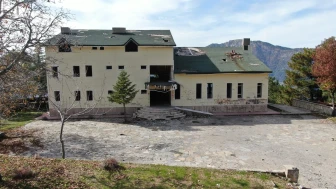 Aydın’daki Paşa Yaylası Oteli Yeniden Canlanmayı Bekliyor