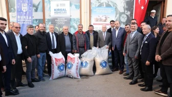 Bursa'da küçükbaş hayvan yetiştiricilerine yem ve aşı desteği verildi