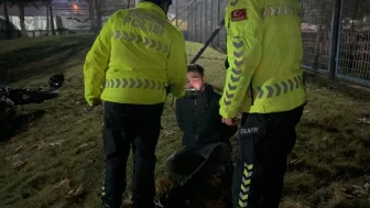 Kayseri’de alkollü sürücü polis ihtarını dinlemeyip kaçtı