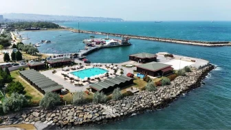 Samsun'da deniz ve havuz görmeyen engellilere 5 yıldızlı tatil imkânı sunuldu