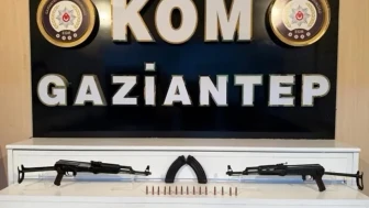 Gaziantep'te toprağa gömülü kaçak silahları bulan polis 2 şüpheliyi tutukladı