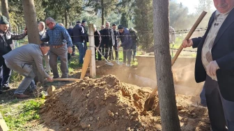 Aydın’da minarelerden yarım asır boyunca sesi yankılanan Hafız Güngör hayatını kaybetti