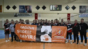 Demirci’de Kaymakamlık Kupası Voleybol Turnuvası başladı