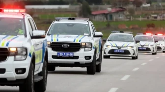 Kırklareli'nde emniyet teşkilatına 64 yeni araç hizmete girdi