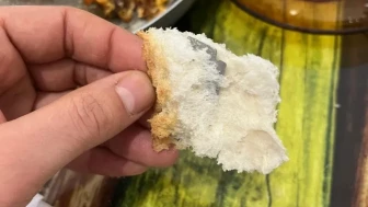 Nevşehir'de kahvaltılık ekmeğin içinden jilet çıktı