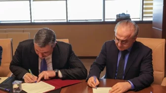 Erzurum’da 5 bin kişilik spor salonu ve olimpik yüzme havuzu için imzalar atıldı