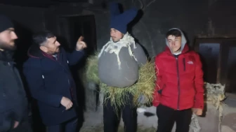 Van'ın Saray ilçesinde 'köse-gelin' geleneğiyle kış eğlencesi ve yardımlaşma yaşatılıyor