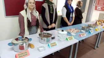 Bayburt'un yöresel lezzetleri Aydıntepe'de öğrenciler tarafından tanıtıldı