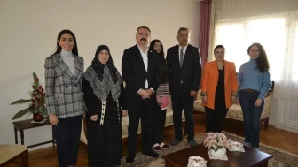 Sultanhisar'da 'Misafirim Kaymakamım' projesi Salavatlı ve Atça’da devam etti