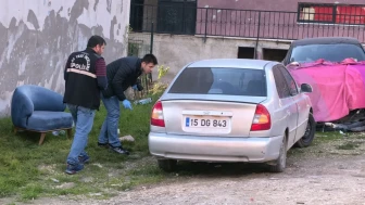 Bursa'da emanet ettiği aracı kurşunlandığını görünce şok geçirdi