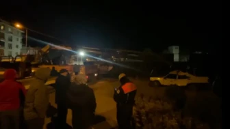 Çankırı’da kontrolden çıkan Tofaş inşaat sahasına uçtu