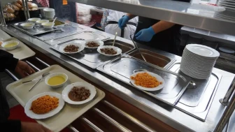 Bilecik'te şehit İlhan Ongan anısına binlerce kişiye ücretsiz yemek dağıtıldı