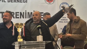 Samsun’da güvercin severler kupa töreninde bir araya geldi