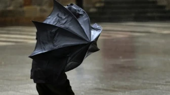 Uşak’ta kuvvetli rüzgar ve fırtına için uyarı yapıldı