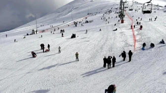 Ladik Akdağ Kayak Merkezi’ne yoğun ilgi Samsun’da kış turizmi canlandı