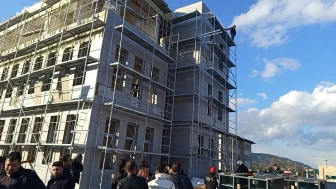 Çaycuma’da alacağını tahsil edemediğini iddia eden işçi iskeleye çıktı