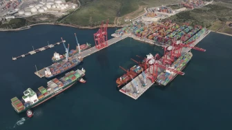 Bakan Uraloğlu: "2025 yılında limanlarda Cumhuriyet tarihinin yük rekoru kırıldı