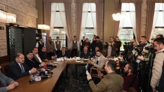 Şanlıurfa Büyükşehir Belediye Başkanı Gülpınar gazetecilerle bir araya geldi