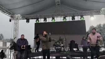 Bursa'da Kış Festivali'ne yoğun katılım trafiği felç etti