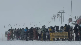 Erciyes'te kar kalınlığı 130 santimetreye ulaştı