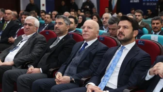Erzurum'da AK Parti'nin Kuzeydoğu Anadolu bölge strateji toplantısı devam ediyor