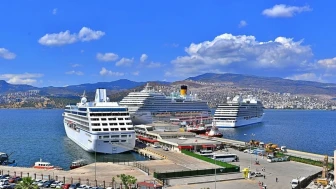 İzmirli turizmciler Alsancak Limanı'nın kruvaziyer ve yolcu taşımacılığına ayrılmasını talep etti