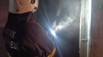 Kumlu’da müstakil ev yangını itfaiye ekipleri tarafından söndürüldü