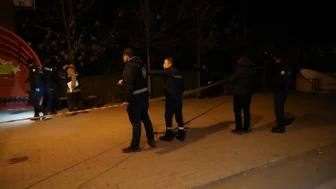 Kırıkkale'de kavgaya müdahale eden polis memuru bıçakla yaralandı