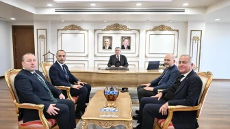 Gaziosmanpaşa’da spor yatırımlarını inceleyen bakan bak çalışmaların hızlandırılmasını istedi