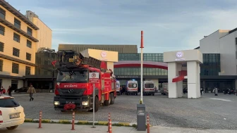Çanakkale'de Mehmet Akif Ersoy Devlet Hastanesi’nde küçük çaplı yangın büyümeden söndürüldü