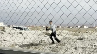 Aksaray'da plakasız motosiklet sürücüsü polisten kaçmaya çalışırken yakalandı