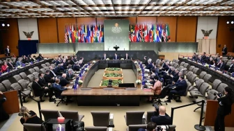 Özbekistan ve ABD arasında kritik minerallerin madenciliğine ilişkin mutabakat zaptı imzalandı