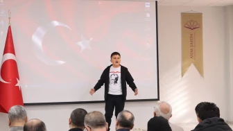 Sivas'ta 5. sınıf öğrencileri İstiklal Marşı’nı güzel okumak için yarıştı