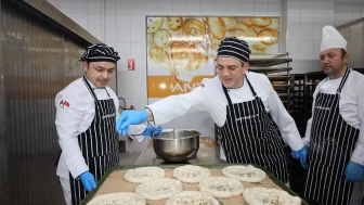Kocaeli'de Ramazan pidesi Halk Ekmek büfelerinde 20 liradan satılacak